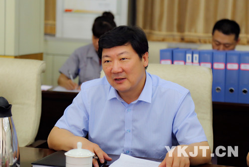 兗礦集團(tuán)公司黨委常委、董事、工會主席顧士勝